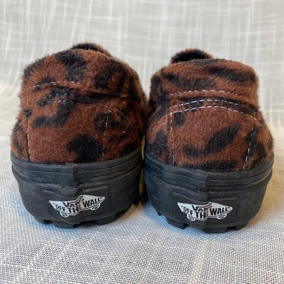 Vans Brown Leopard Print Athletic Shoes - Picture 4 of 6